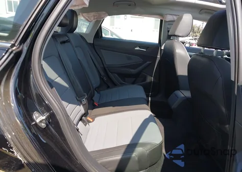 2025 Volkswagen Jetta Se z USA, uszkodzony, nr VIN 3VW7X7BU1SM036375